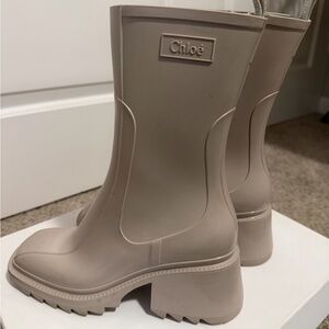 Chloe Women's Betty Boots Authentic from Ssense
